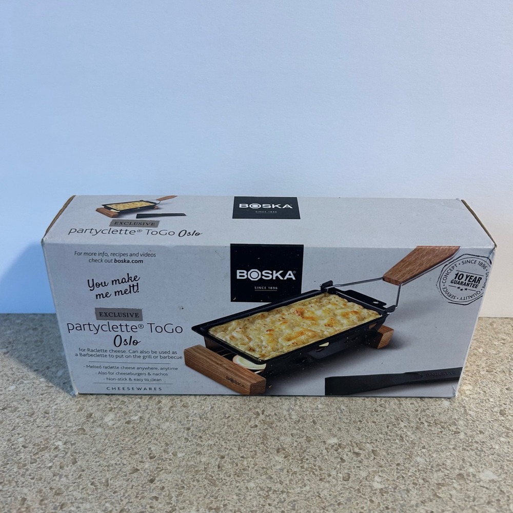 NIB Boska Partyclette ToGo Oslo Portable Raclette Cheese Melter Grill‎ Set Black